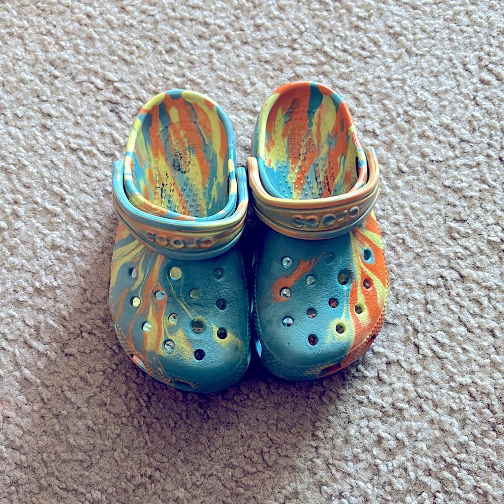 Crocs Size 9 kids gentle used